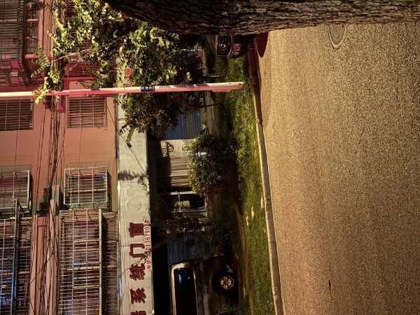 夜里一点多突然来了兴趣，骑上我